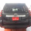 toyota land-cruiser-prado 2018 23940513 image 10