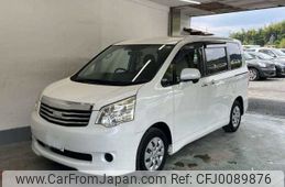 toyota noah 2013 -TOYOTA 【大阪 503ﾎ2299】--Noah ZRR70G--0555226---TOYOTA 【大阪 503ﾎ2299】--Noah ZRR70G--0555226-