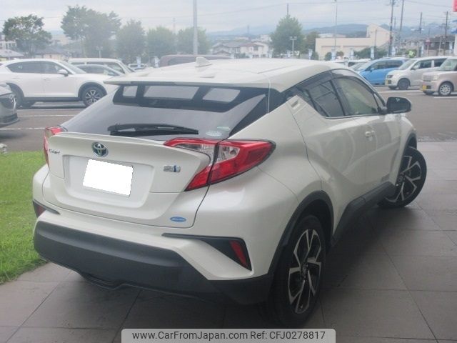 toyota c-hr 2017 -TOYOTA--C-HR DAA-ZYX10--ZYX10-2048500---TOYOTA--C-HR DAA-ZYX10--ZYX10-2048500- image 2