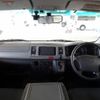 toyota hiace-van 2006 GOO_JP_700120021230250512001 image 26