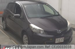 toyota vitz 2013 -TOYOTA--Vitz NSP130-2127938---TOYOTA--Vitz NSP130-2127938-