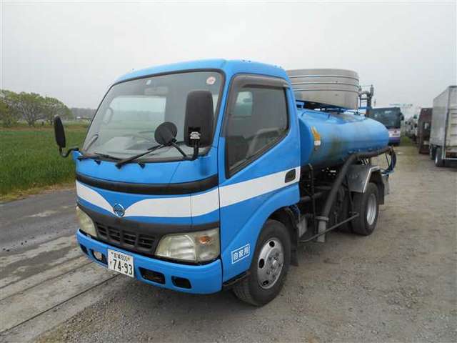 hino dutro 2004 BJ-AE-103 image 2