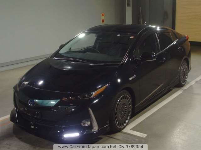 toyota prius-phv 2017 -TOYOTA--Prius PHV DLA-ZVW52--ZVW52-3025979---TOYOTA--Prius PHV DLA-ZVW52--ZVW52-3025979- image 1