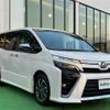 toyota voxy 2018 -TOYOTA--Voxy DBA-ZRR80W--ZRR80-0394681---TOYOTA--Voxy DBA-ZRR80W--ZRR80-0394681- image 1