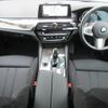 bmw 5-series 2018 -BMW--BMW 5 Series LDA-JC20--WBAJC320X0B342549---BMW--BMW 5 Series LDA-JC20--WBAJC320X0B342549- image 2