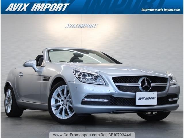 mercedes-benz slk-class 2012 quick_quick_172448_WDD1724482F050881 image 1