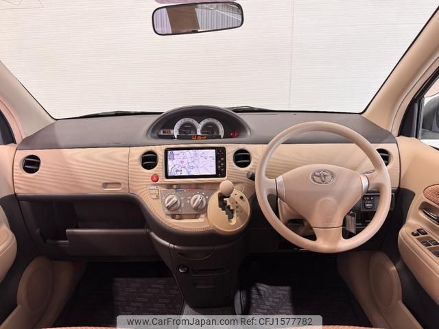 toyota sienta 2011 CFJ1577782 image 2