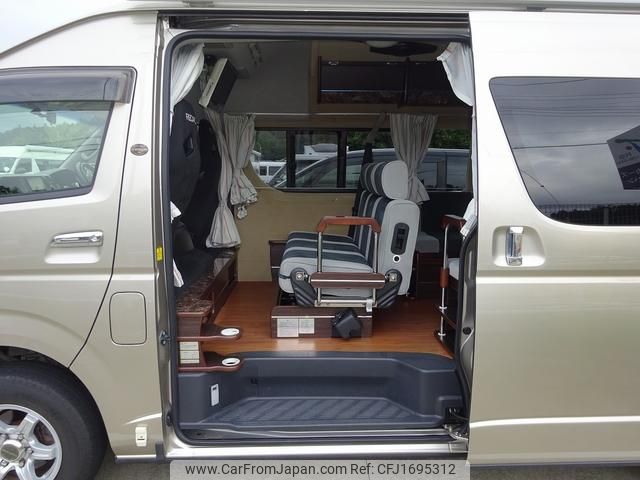 toyota hiace-van 2013 CFJ1695312 image 1
