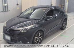 toyota c-hr 2017 CFJ1837640