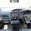 toyota voxy 2016 -TOYOTA--Voxy DAA-ZWR80W--ZWR80-0215330---TOYOTA--Voxy DAA-ZWR80W--ZWR80-0215330- image 15