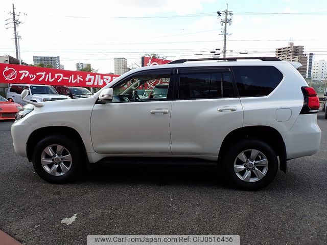 toyota land-cruiser-prado 2019 24232703 image 2