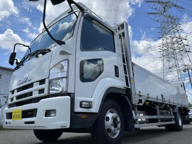 car_5a387436-9dd6-4cf4-9ce3-