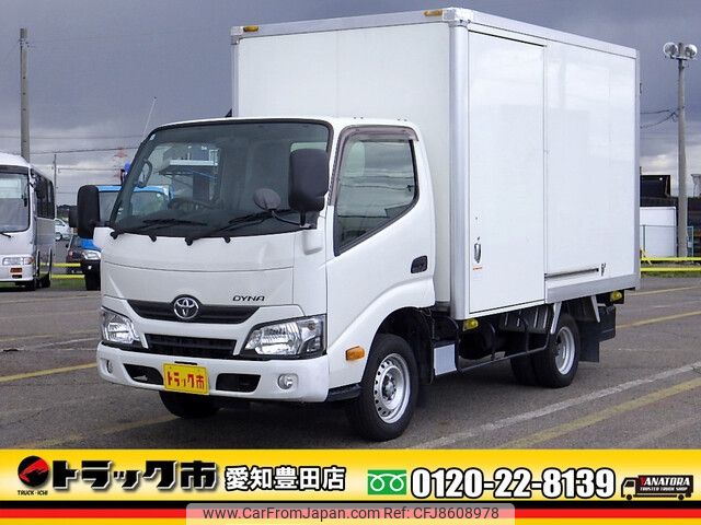 toyota dyna-truck 2017 -TOYOTA--Dyna QDF-KDY231--KDY231-8031488---TOYOTA--Dyna QDF-KDY231--KDY231-8031488- image 1
