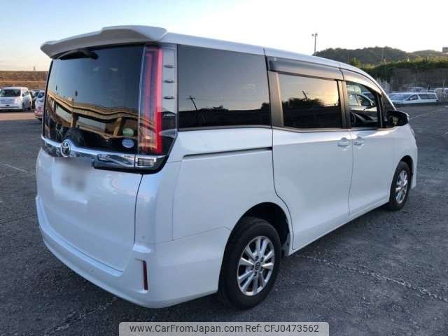 toyota noah 2019 -TOYOTA--Noah DBA-ZRR85G--ZRR85-0135657---TOYOTA--Noah DBA-ZRR85G--ZRR85-0135657- image 2