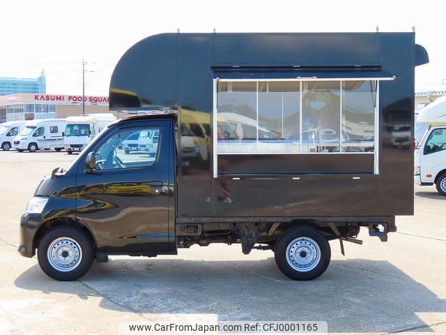 toyota townace-truck 2022 GOO_JP_700040229130240711001 image 2