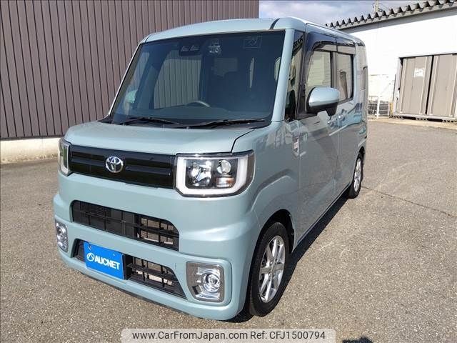 toyota pixis-mega 2022 CFJ1500794 image 1