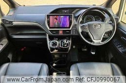 toyota esquire 2016 504928-929364
