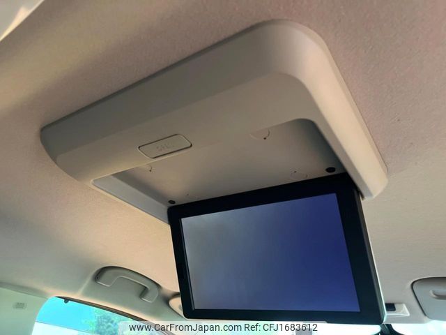 nissan serena 2017 CFJ1683612 image 2