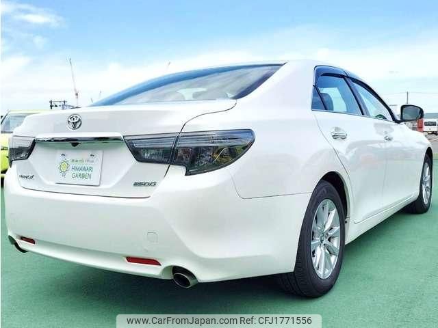 toyota mark-x 2017 CFJ1771556 image 2