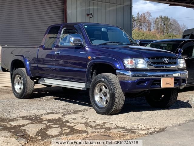 toyota hilux-sports-pick-up 2002 GOO_NET_EXCHANGE_1201226A30250206W001 image 1