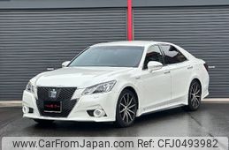 toyota crown 2013 -TOYOTA--Crown AWS210--6008233---TOYOTA--Crown AWS210--6008233-