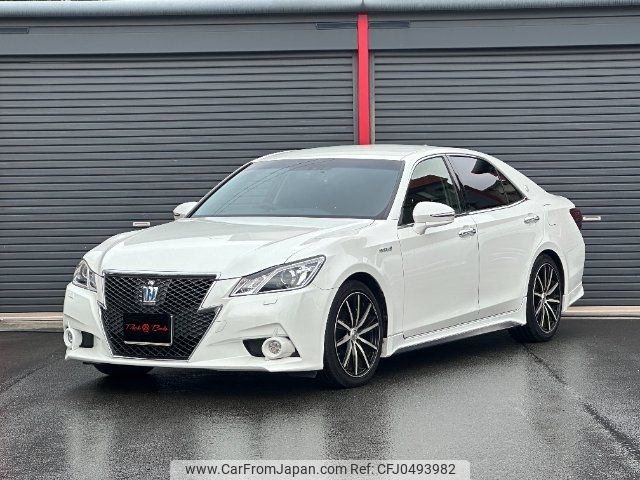 toyota crown 2013 -TOYOTA--Crown AWS210--6008233---TOYOTA--Crown AWS210--6008233- image 1