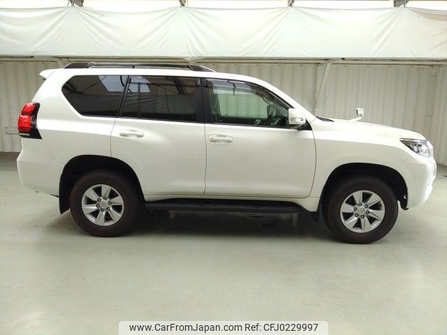 toyota land-cruiser-prado 2020 ENHANCEAUTO_1_ea287612 image 2