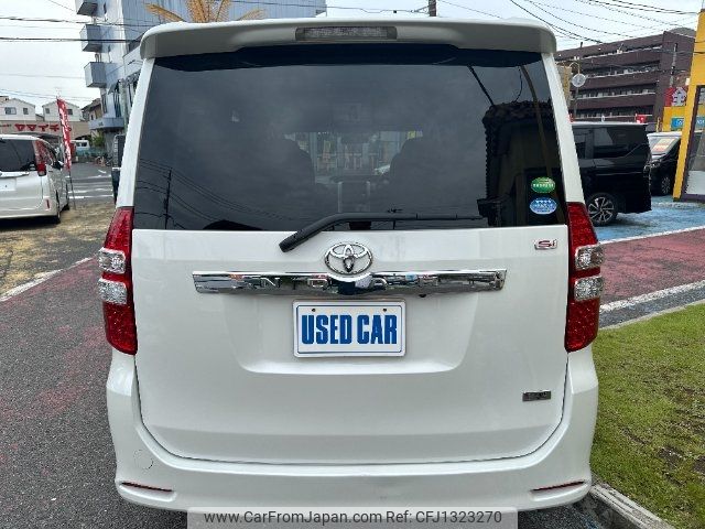 toyota noah 2012 -TOYOTA 【名変中 】--Noah ZRR70W--0530675---TOYOTA 【名変中 】--Noah ZRR70W--0530675- image 2