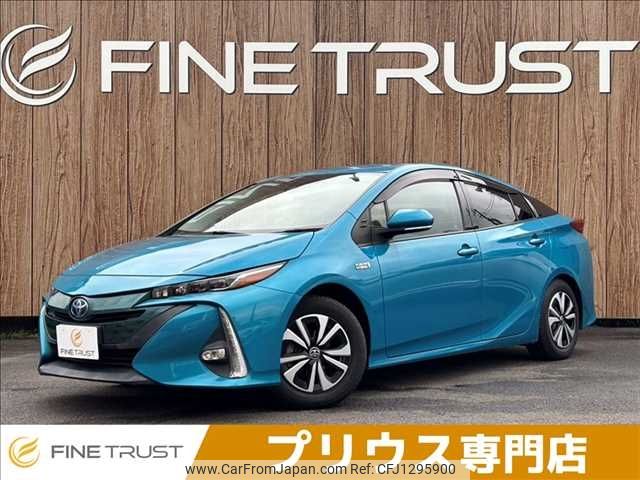 toyota prius-phv 2017 -TOYOTA--Prius PHV DLA-ZVW52--ZVW52-3027654---TOYOTA--Prius PHV DLA-ZVW52--ZVW52-3027654- image 1