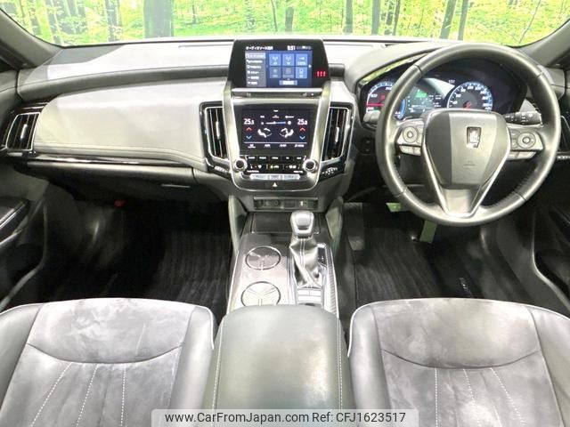 toyota crown-hybrid 2018 CFJ1623517 image 2
