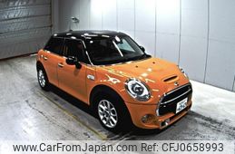 mini mini-others 2015 -BMW 【北九州 331ぬ6969】--BMW Mini XS20-WMWXS720102B61301---BMW 【北九州 331ぬ6969】--BMW Mini XS20-WMWXS720102B61301-