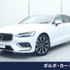 volvo v60 2024 CFJ1737371 image 1