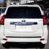 toyota land-cruiser-prado 2020 24352303 image 4