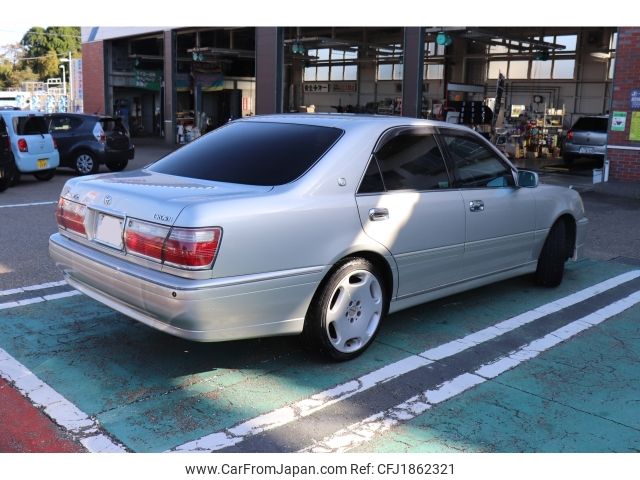 toyota crown 2001 CFJ1862321 image 2