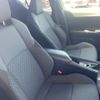 toyota c-hr 2021 quick_quick_6AA-ZYX11_ZYX11-2042830 image 4