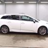 toyota avensis 2018 -TOYOTA--Avensis Wagon ZRT272W-0013497---TOYOTA--Avensis Wagon ZRT272W-0013497- image 4