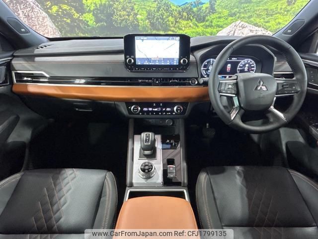 mitsubishi outlander-phev 2022 CFJ1799135 image 2