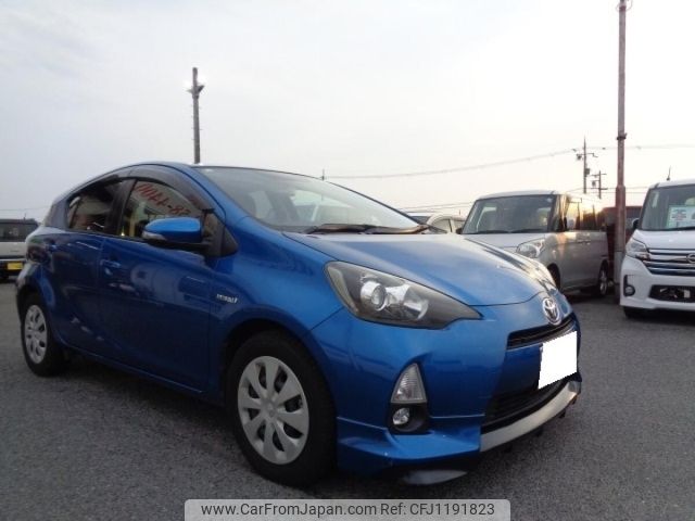 toyota aqua 2012 -TOYOTA 【奈良 501ま188】--AQUA NHP10-6106285---TOYOTA 【奈良 501ま188】--AQUA NHP10-6106285- image 1