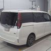 toyota noah 2015 -TOYOTA--Noah DAA-ZWR80G--ZWR80-0137208---TOYOTA--Noah DAA-ZWR80G--ZWR80-0137208- image 2