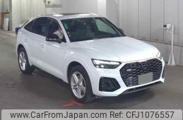audi q5 2022 quick_quick_3CA-FYDTPS_WAUZZZFY2N2074673