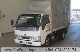 nissan diesel-ud-condor 2004 CFJ1802174
