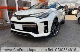 toyota c-hr 2019 -TOYOTA--C-HR 6AA-ZYX11--ZYX11-2008650---TOYOTA--C-HR 6AA-ZYX11--ZYX11-2008650-