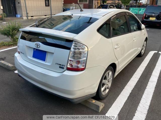 toyota prius 2006 CFJ1621070 image 2