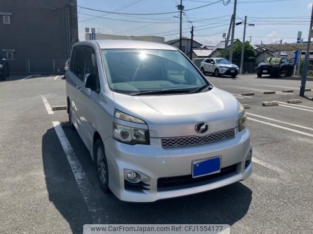toyota voxy 2011 CFJ1554177 image 1
