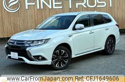 mitsubishi outlander-phev 2015 CFJ1649606