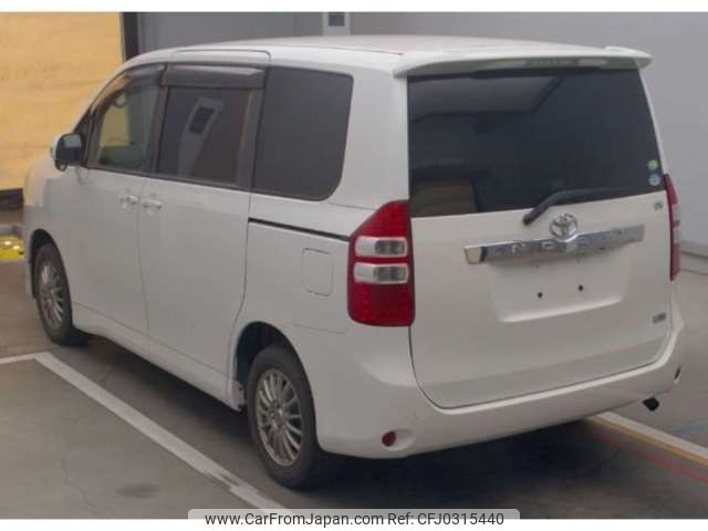 toyota noah 2013 -TOYOTA--Noah DBA-ZRR70G--ZRR70G-0558765---TOYOTA--Noah DBA-ZRR70G--ZRR70G-0558765- image 2