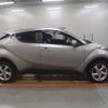 toyota c-hr 2017 -TOYOTA 【越谷 300つ5066】--C-HR ZYX10-2030443---TOYOTA 【越谷 300つ5066】--C-HR ZYX10-2030443- image 4