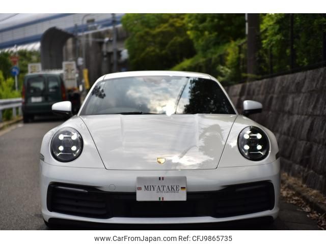 porsche 911 2021 quick_quick_992L30_WP0ZZZ99ZMS202070 image 2