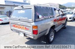 toyota hilux-pick-up 1997 NIKYO_KW86452