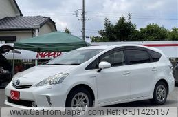 toyota prius-α 2014 CFJ1425157